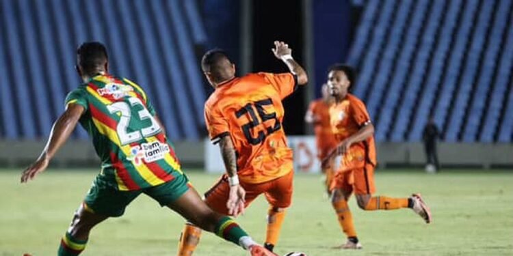 Série D: Manauara empata com o Sampaio Corrêa em jogo de ida da 2ª fase