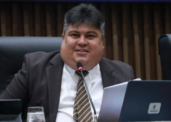 4d43a-david-reis-robervaldo-rocha