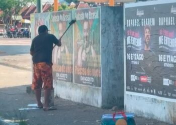 Cantor 'Splash do Brasil' é multado por abuso de publicidade irregular em Manaus