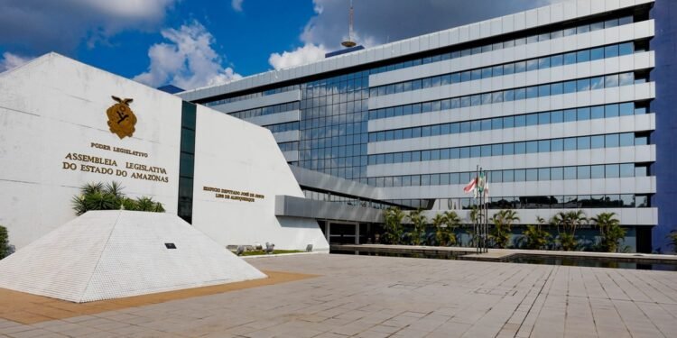 Concurso da Aleam enfrenta polêmica antes das inscrições