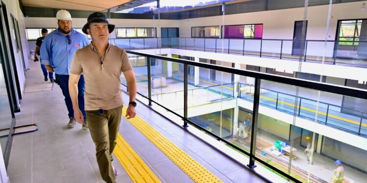 Visita do Prefeito David Almeida a nova sede do Implurb (Foto: Dhyeizo Lemos/Semcom)