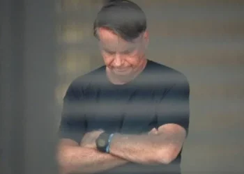 Jair Bolsonaro em prisão domiciliar