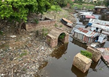 Poluição hídrica desafia Manaus no Dia da Limpeza da Água