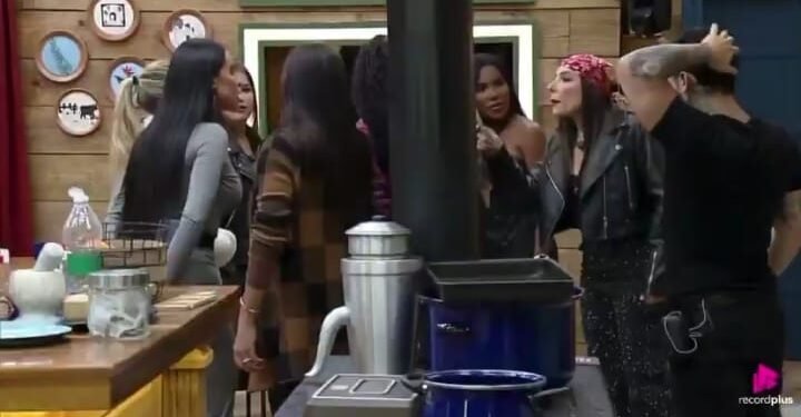 Tamires Assis - Briga