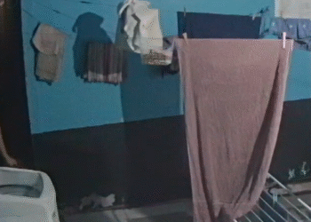 Vídeo suspeito invade e furta objetos de residência no Centro de Manaus