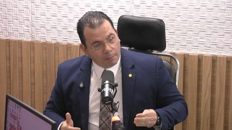 Wilker Barreto diz que redução do IPVA não tem ganho real e saúde segue em crise com contratos bilionários