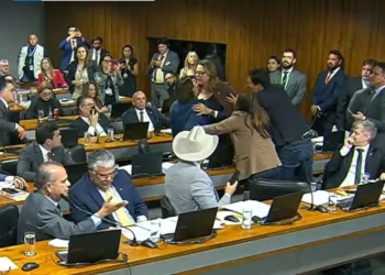 deputada-senadora-briga-cpmi-inss