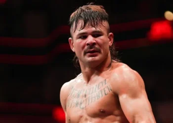 Manauara Diego Lopes nocauteia Jean Silva em luta principal do Noche UFC