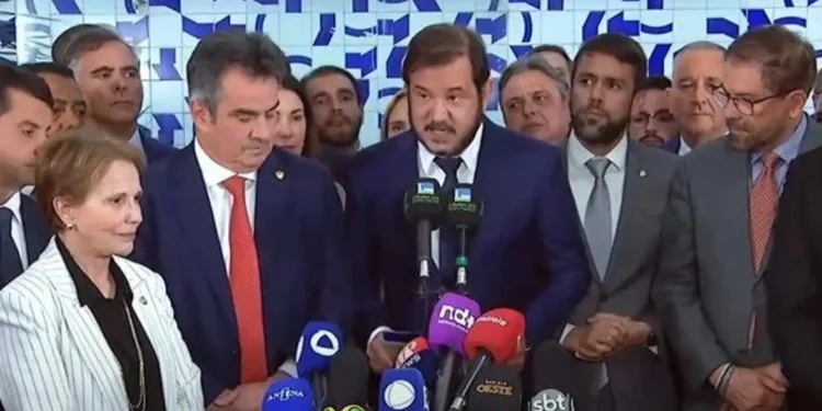 União Brasil e PP anunciam afastamento do governo Lula