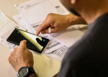 Elevação da Selic tira acesso ao crédito imobiliário, diz setor