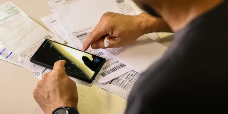 Elevação da Selic tira acesso ao crédito imobiliário, diz setor