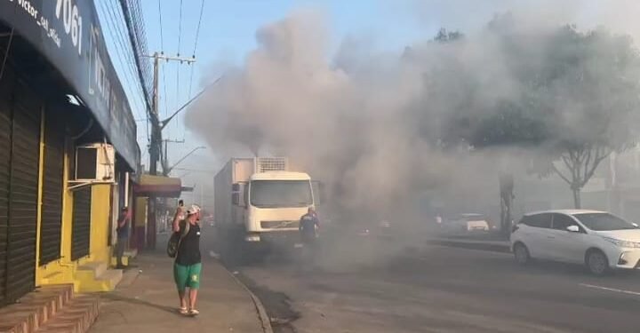 FUMAÇA PRETA - CAMINHÃO