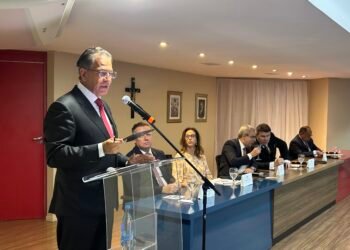 ministros do STJ e TST