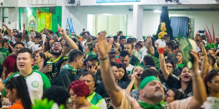 Reino Unido realiza final do samba-enredo para o Carnaval 2026