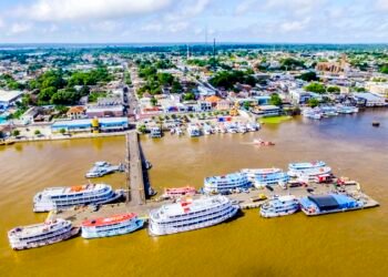 Transporte fluvial no AM segue estável, sem risco de desabastecimento, diz Sindarma