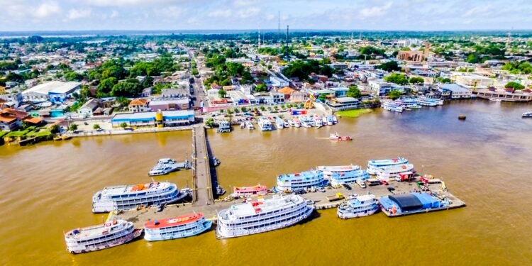 Transporte fluvial no AM segue estável, sem risco de desabastecimento, diz Sindarma