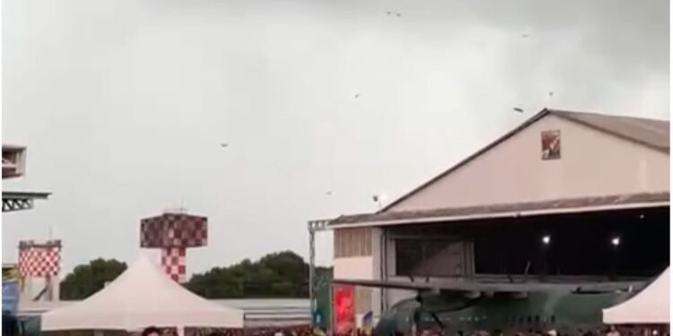 Chuva e forte ventania causa destelhamento durante evento da Força Aérea em Manaus