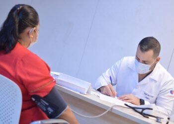 Amazonas registra queda nos casos e mortes por vírus respiratórios em 2025, aponta FVS