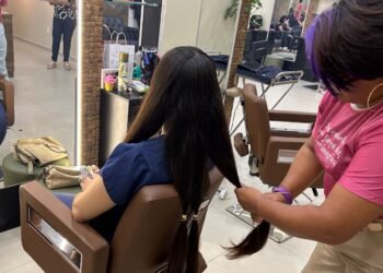 Campanha 'Seu cabelo tem mais força do que você imagina' arrecada doações em Manaus e reforça autoestima de mulheres com câncer