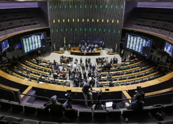 Câmara aprova urgências para votação de projetos com foco em educação