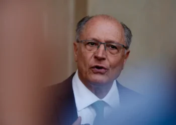Brasil venderá 6 milhões de barris de petróleo à Índia, diz Alckmin