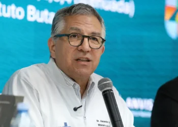 Anvisa aprova registro de vacina 100% nacional contra dengue