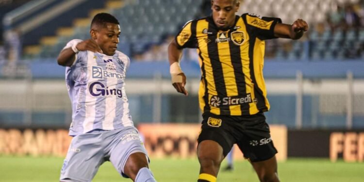 Amazonas empata com o Paysandu e está rebaixado para a Série C do Brasileirão