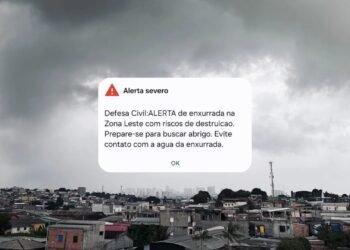 Alerta foi emitido pela Defesa Civil (Foto: Rômulo Araújo/Rios de Notícias)