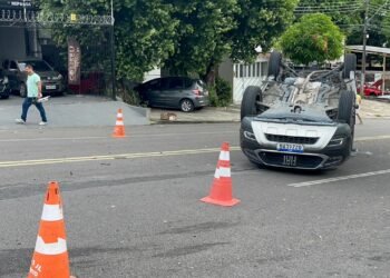 Carro - Cachoeirinha