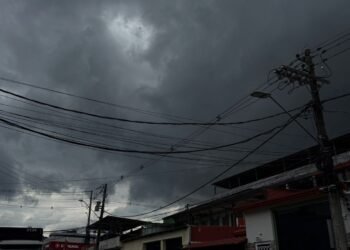 Defesa Civil emite alerta para chuvas intensas nesta quinta-feira, 611, para a região metropolitana