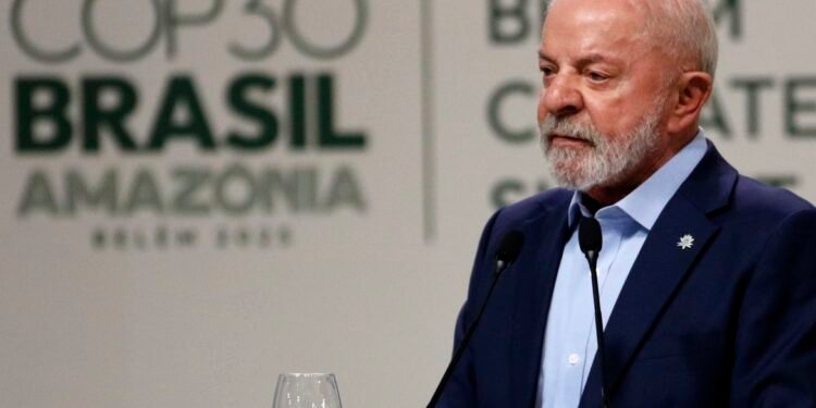 Lula diz que gasto com armas vai causar ‘apocalipse climático’
