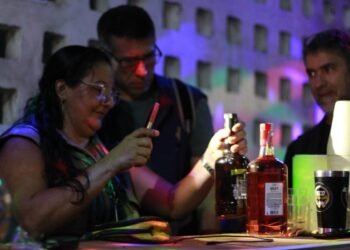 Bebidas foram fiscalizadas durante ação integrada (Foto: Victor Levy/SSP-AM)