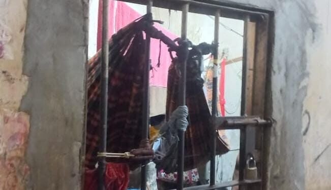 Delegacia de Eirunepé segue com infiltrações, mofo e risco de fuga, aponta nova fiscalização