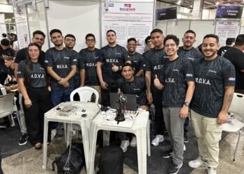 alunos do centro universitário fametro