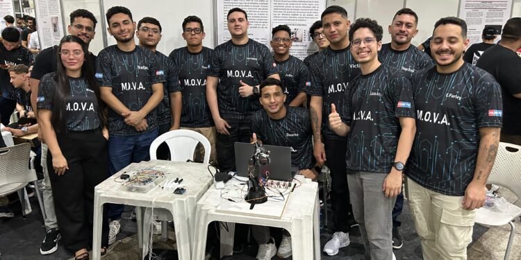 alunos do centro universitário fametro