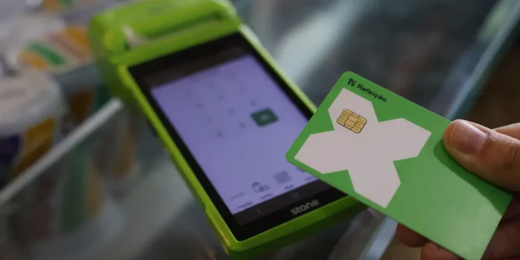 Redes têm um ano para liberar bandeiras no vale-refeição e alimentação