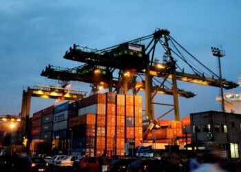 Fazenda reduz para 2,2% projeção de crescimento do PIB em 2025