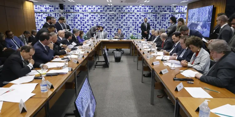 Governo quer mudanças no PL Antifacção em relação à PF e terrorismo