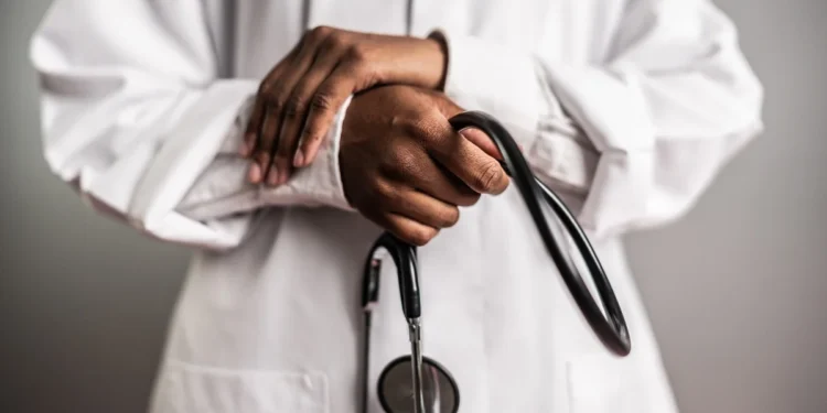 CFM e AMB acusam Ordem Médica Brasileira