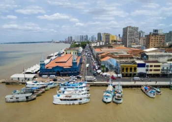 Lula sanciona lei que transfere capital para Belém temporariamente  