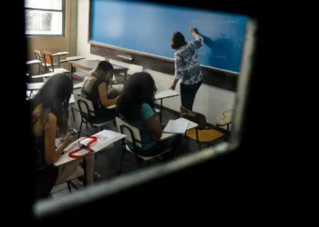 Inscrito no Enade deve preencher questionário do estudante até sábado