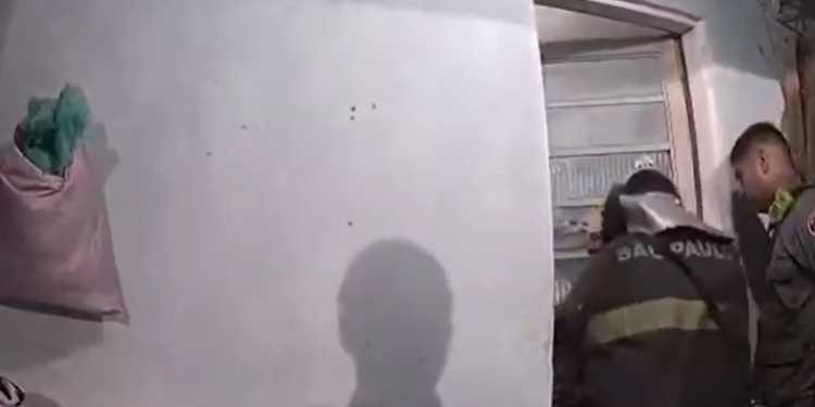 Explosão em residência fere cinco policiais durante atendimento a ocorrência