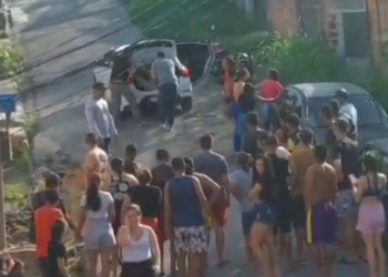 Homem é alvo de tiros no bairro Colônia Terra Nova