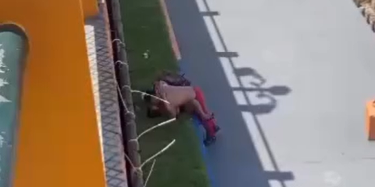 ‘O amor é cego’: casal namorando é alvo de furto no Amazonas; veja vídeo