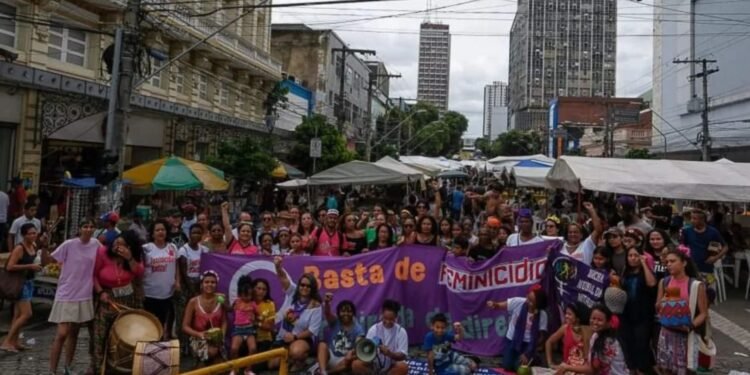 Manifestação de movimentos de mulheres deve ocorrer no Largo de São Sebastião