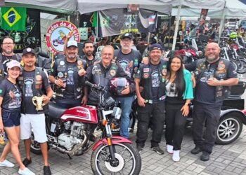 Motociclistas promovem ação solidária no 3º Motorcycle Day, no Centro de Manaus
