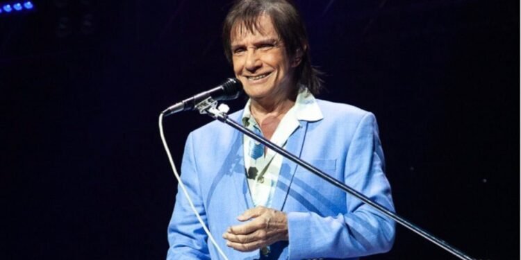 Roberto Carlos sofre acidente com Cadillac em gravação de especial de Natal da Globo