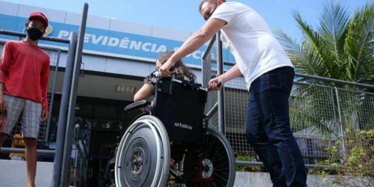 Decisão histórica no Amazonas assegura auxílio-inclusão a pessoa com deficiência