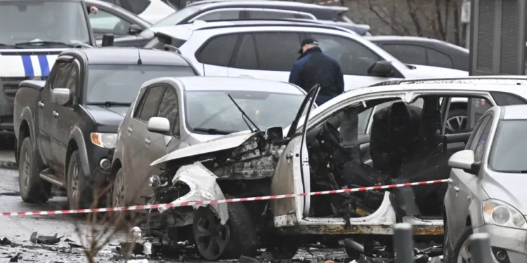 General russo morre em atentado com carro-bomba em Moscou