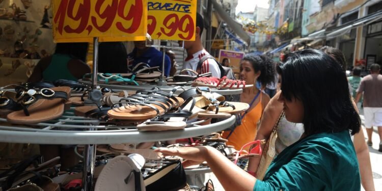 Brasil registra recorde com 4,6 milhões de pequenos negócios em 2025